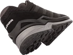Wandelschoen Lowa Men Innox Pro GTX Lo Black Grey -Schoenen Winkel 310709 9930 innox pro gtx lo 2021 back rotated.png
